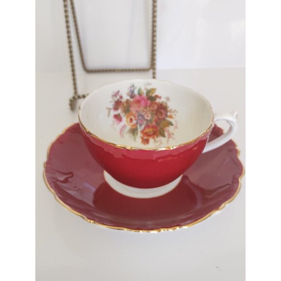Vintage Coalport Bone China Teacup and Saucer Burgundy Fall Florals 1960's - Picture 3 of 9